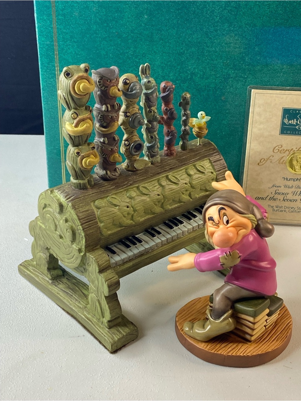 Walt Disney Classics Collection Snow White Grumpy And Organ w/COA Box